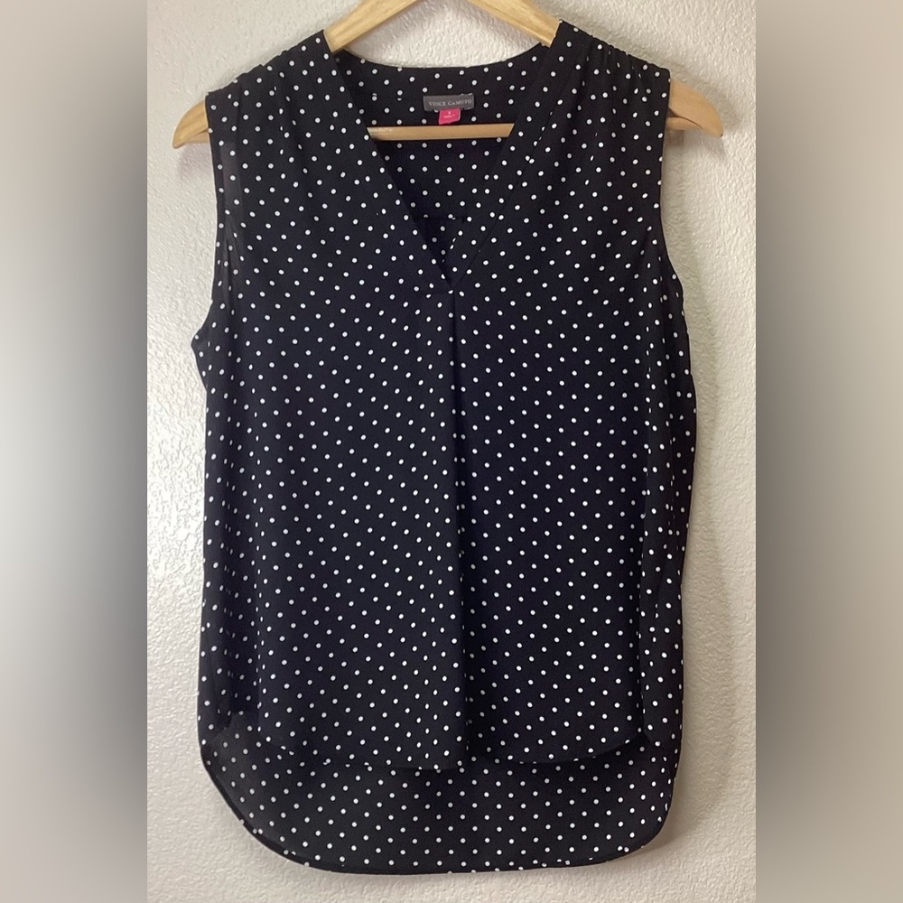 Vince Camuto tank top hi-low polka dot